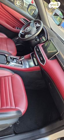 מודעת רכב אם ג'י EHS PHEV