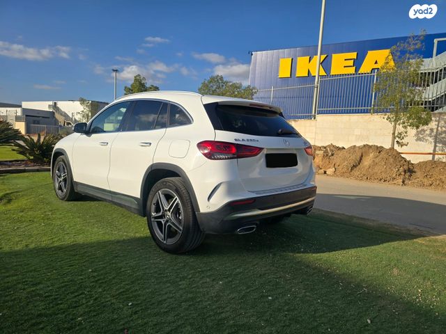 מרצדס-בנץ GLA