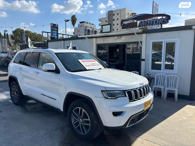 מודעת רכב ג'יפ גרנד צ'ירוקי