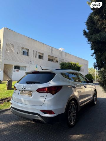 יונדאי סנטה פה