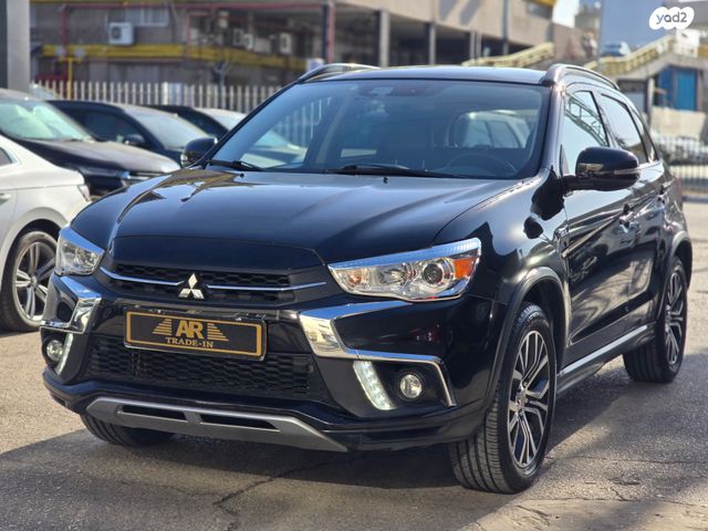 מודעת רכב מיצובישי ASX