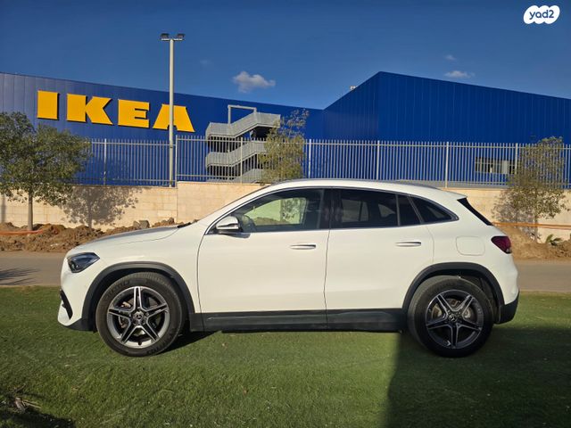 מרצדס-בנץ GLA