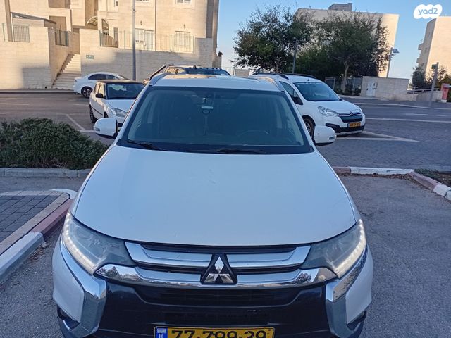 מודעת רכב מיצובישי אאוטלנדר