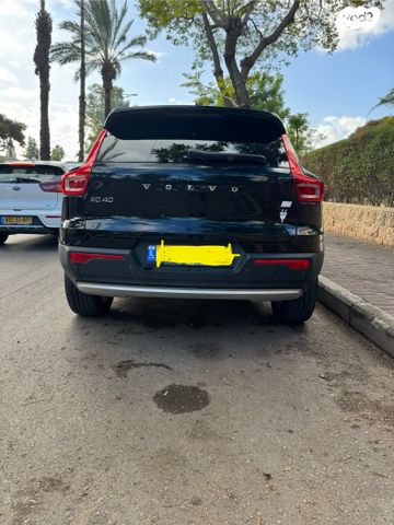 וולוו XC40