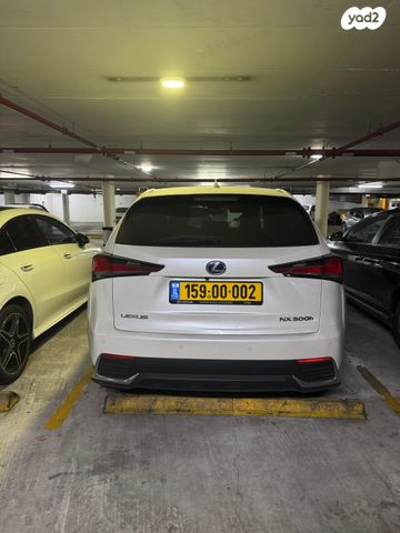 מודעת רכב לקסוס NX