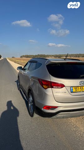 יונדאי סנטה פה