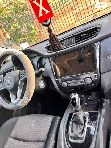 ניסאן אקס טרייל