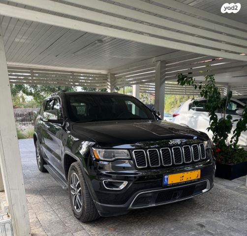 מודעת רכב ג'יפ גרנד צ'ירוקי