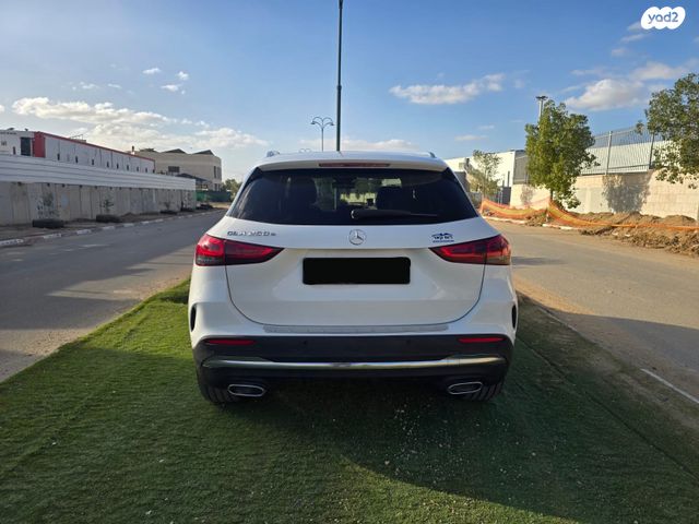 מרצדס-בנץ GLA