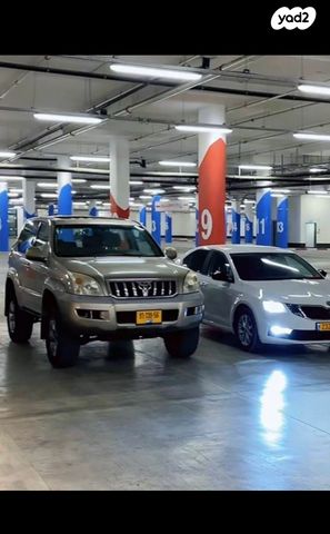 טויוטה לנד קרוזר