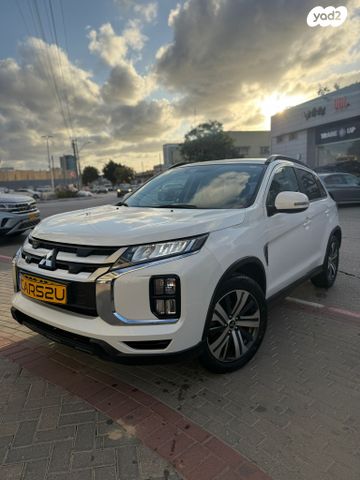 מודעת רכב מיצובישי ASX