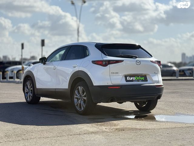 מאזדה CX-30