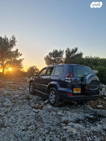 טויוטה לנד קרוזר