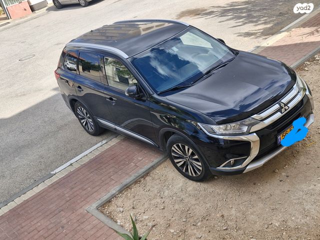 מיצובישי אאוטלנדר