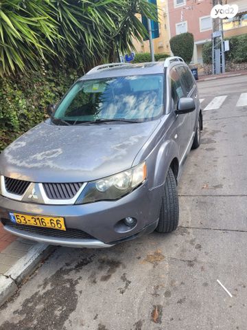 מיצובישי אאוטלנדר