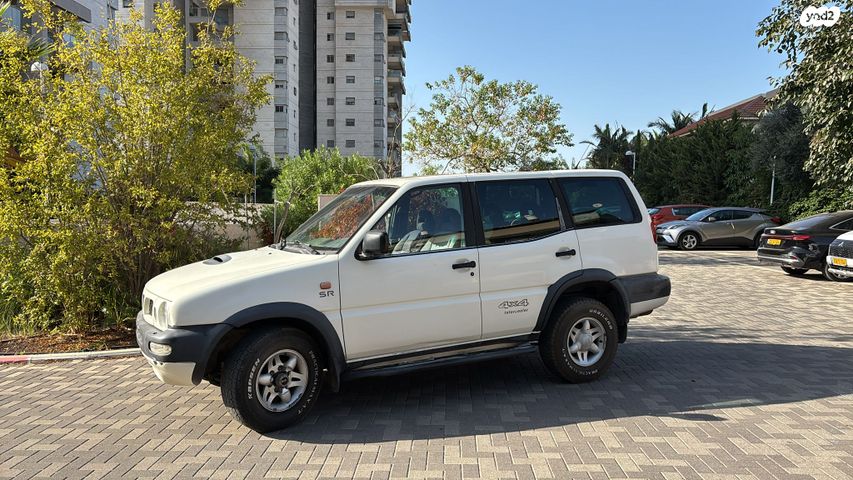 ניסאן טראנו