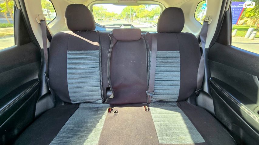 ניסאן אקס טרייל