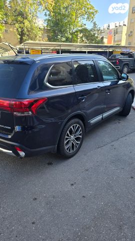 מיצובישי אאוטלנדר