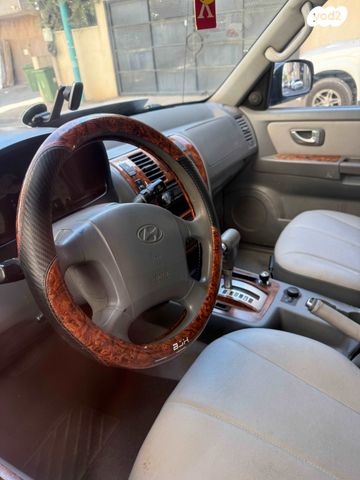 יונדאי טאראקן