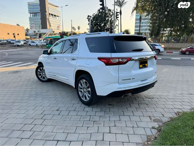 שברולט טראוורס