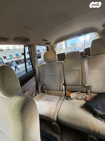 טויוטה לנד קרוזר