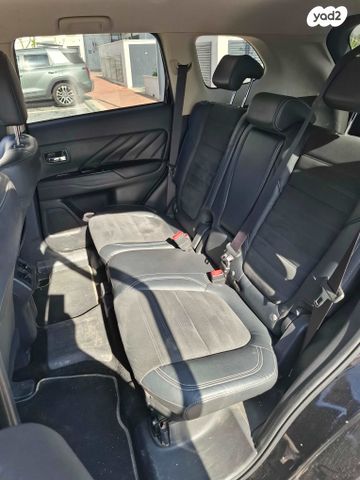 מיצובישי אאוטלנדר