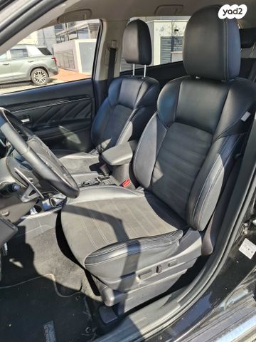 מיצובישי אאוטלנדר