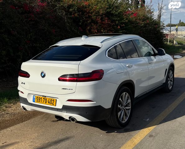 ב מ וו X4