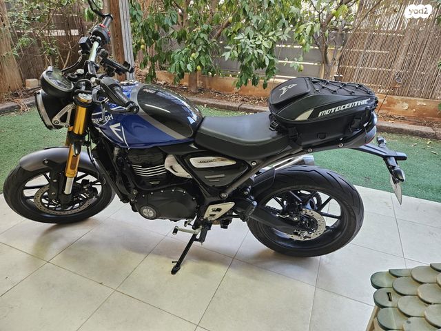 מודעת רכב טריומף Speed 400