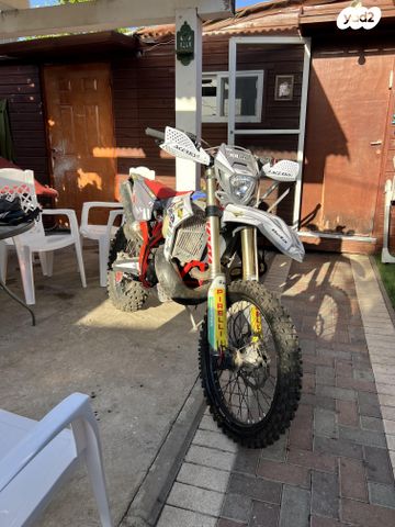 מודעת רכב בטא RR250