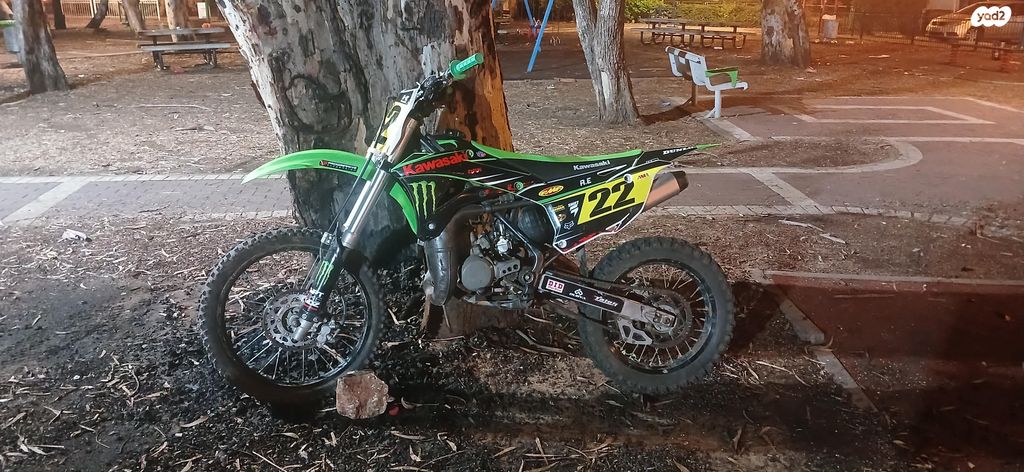 מודעת רכב קאוואסאקי KX