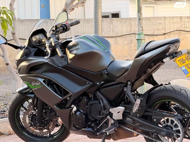 קאוואסאקי נינג'ה 650