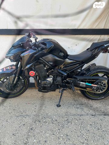 קאוואסאקי Z900