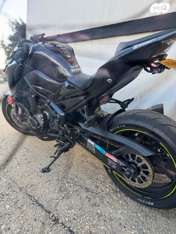 קאוואסאקי Z900