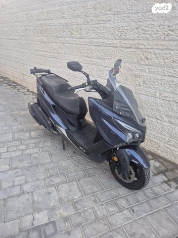 מודעת רכב קימקו איקס-טאון 250I