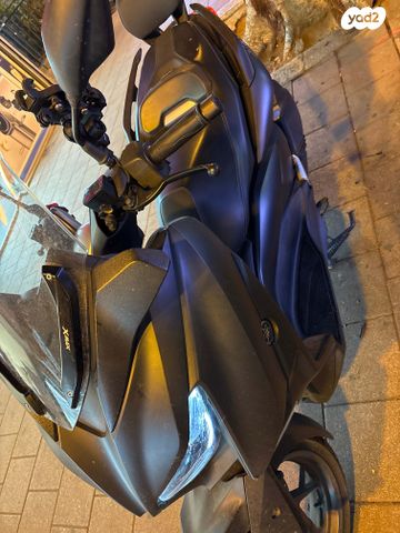 ימאהה X-MAX 300