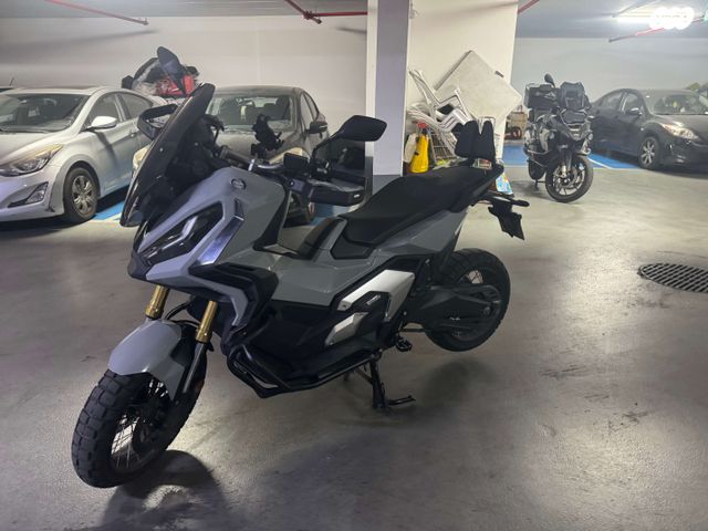הונדה X-ADV750