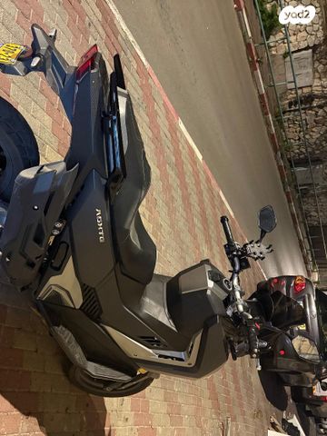 סאן יאנג ADX400