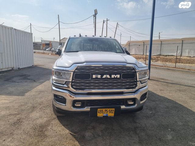 מודעת רכב דודג'