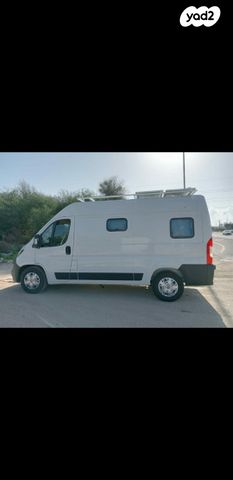 מודעת רכב ממונע אוטוקראוון