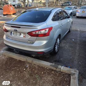 feedItemObj.data.row_1