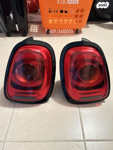 feedItemObj.data.row_1