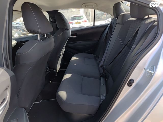 מודעת רכב טויוטה קורולה