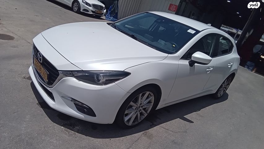 מודעת רכב מאזדה 3