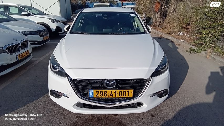 מודעת רכב מאזדה 3