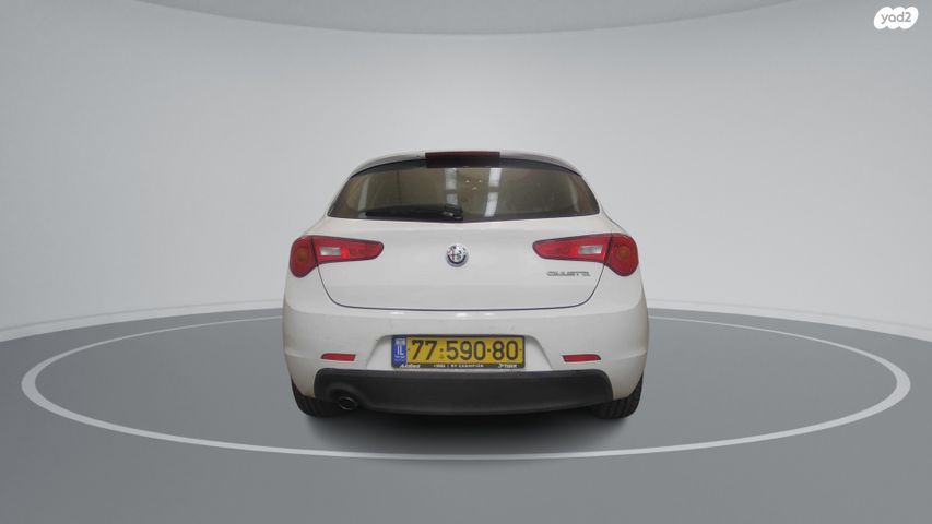 אלפא רומיאו ג'ולייטה