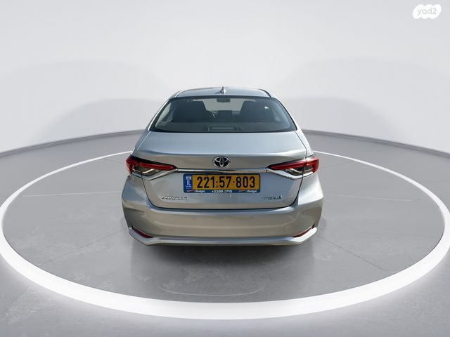 טויוטה קורולה