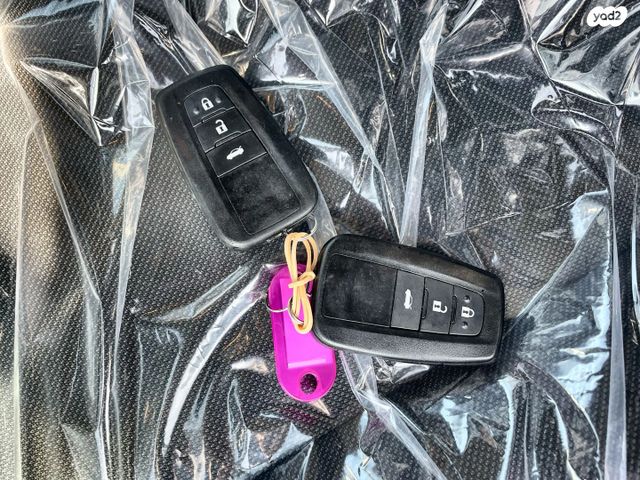 טויוטה קורולה