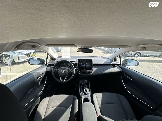 טויוטה קורולה