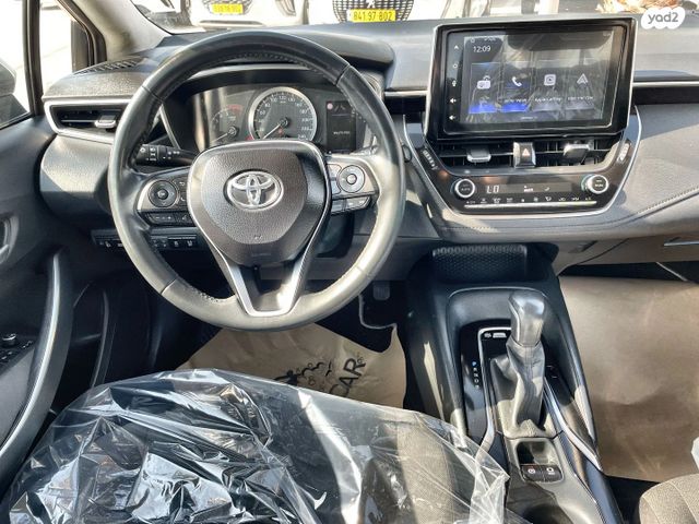 טויוטה קורולה